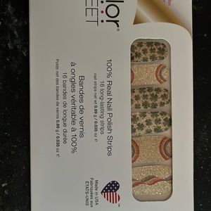 Color Street nail polish strips